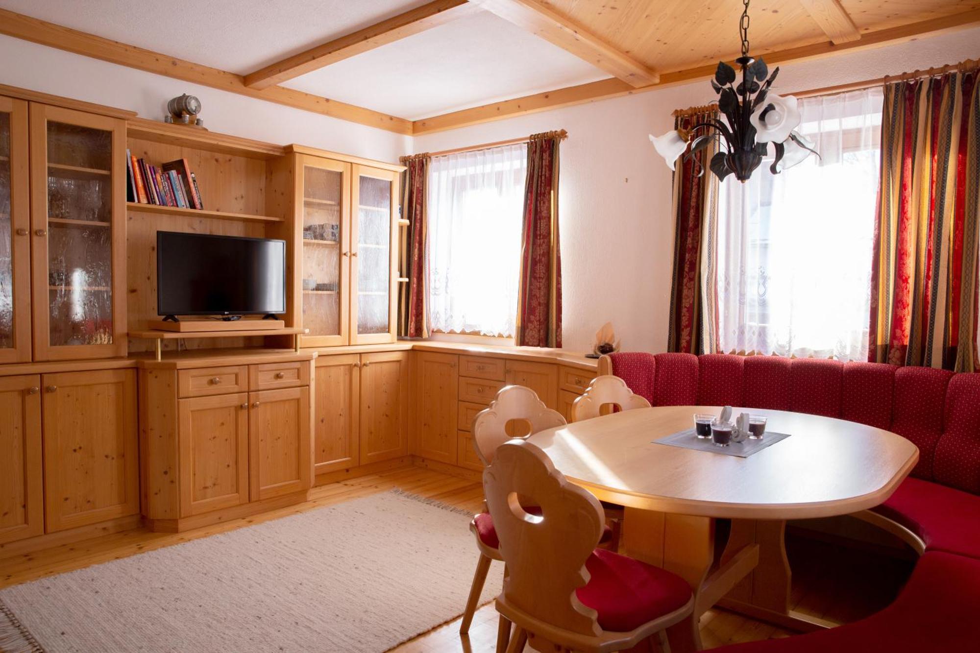 Villa Haus Lindbichl St. Johann im Pongau Zimmer foto